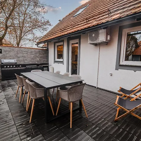 Rio In Terme Catez קטז אוב סבי